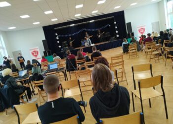 Obce języki w różnych tonacjach w I LO