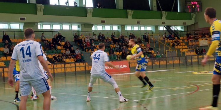 Przyzwoita obrona, słaby atak: Stal przegrała na inaugurację