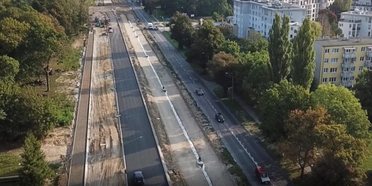 Asfalt na Walczaka [FILM z drona]