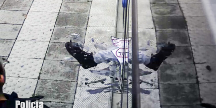 Wyładował agresję w tramwaju [FILM]