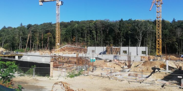 Tu się mury pną do góry [GALERIA + FILM]