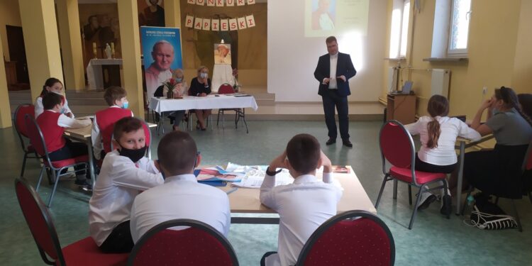 Co uczniowie wiedzą o św. Janie Pawle II?