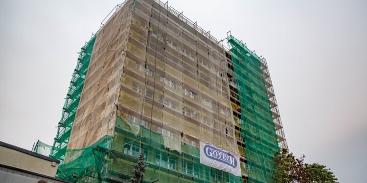 Przemysłówka zmienia kolor