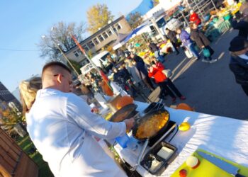 Festiwal Dyni i Chryzantemy na rynku GRH