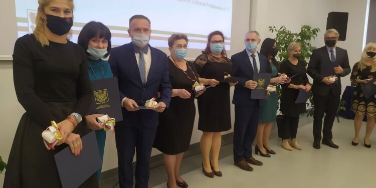 Nagrody i odznaczenia dla nauczycieli