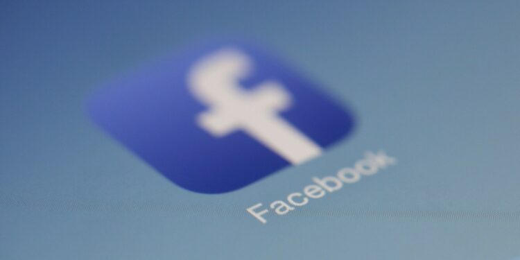 Globalna awaria Facebooka, Whatsappa i Instagrama