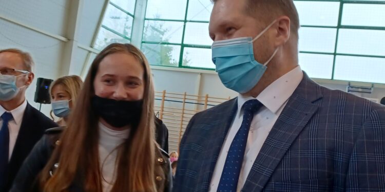 Minister edukacji w podstawówce w Różankach