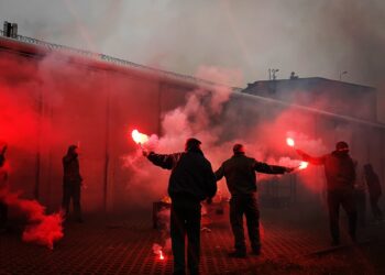 Akcja pod zakładem karnym [GALERIA]