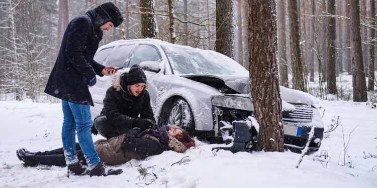 Młodzi niedoświadczeni kierowcy powodują najwięcej tragicznych wypadków