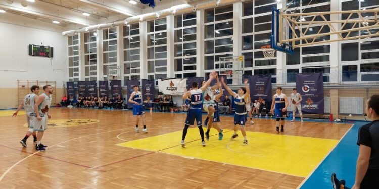 Mecz na szczycie dla Kangoorów