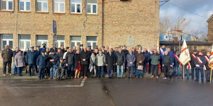 Gdy wjechał czołg śpiewali: Jeszcze Polska nie zginęła