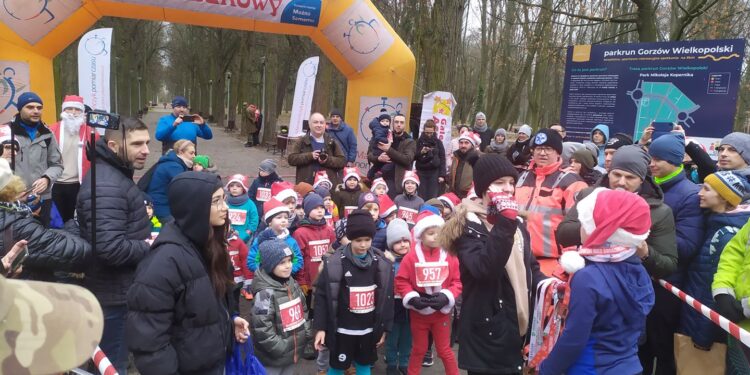 Biegają i pomagają. Gorzowski Bieg Gwiazdkowy