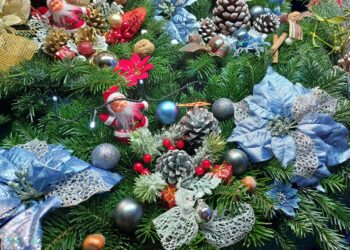 Przedświąteczne spotkanie podczas jarmarku [ZDJĘCIA]