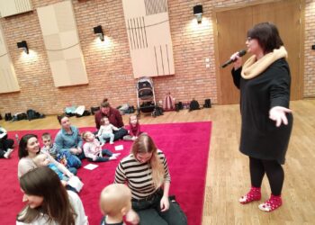 Muzyczne raczkowanie czyli muzyka z poziomu dywanu…