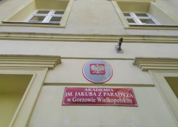 Akademia otwarta dla studentów