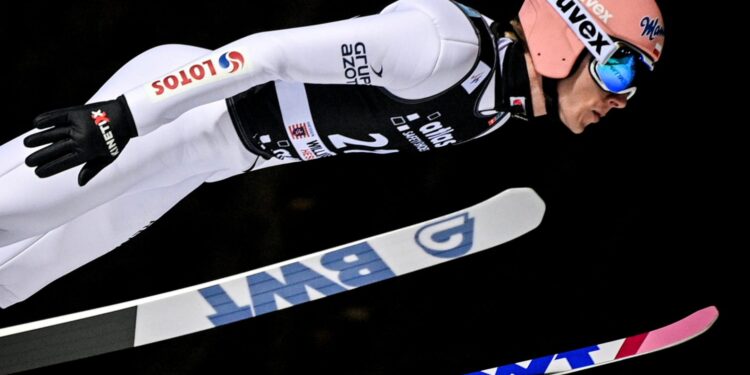 Kubacki piętnasty, triumf Lindvika w Willingen