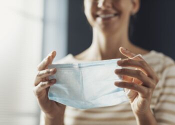 Bezpłatne maseczki w Santoku