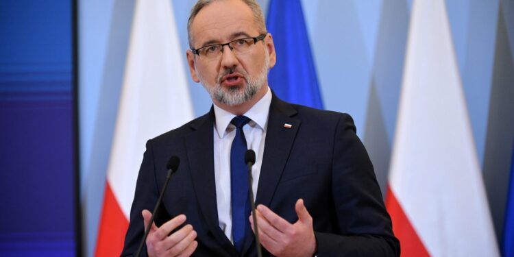 Niedzielski: Od 1 marca znika większość restrykcji gospodarczych