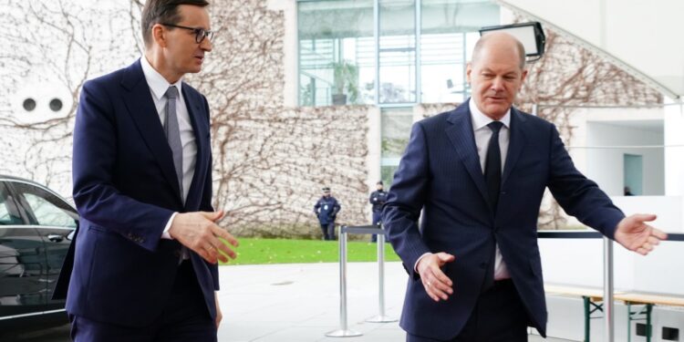 Zakończyły się rozmowy Morawiecki-Scholz. Potrzebne są miażdżące sankcje wobec Rosji