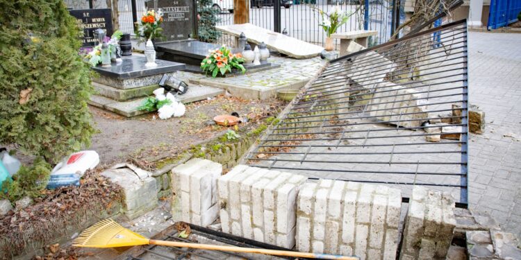 Skutki orkanu Eunice [DUŻO ZDJĘĆ]