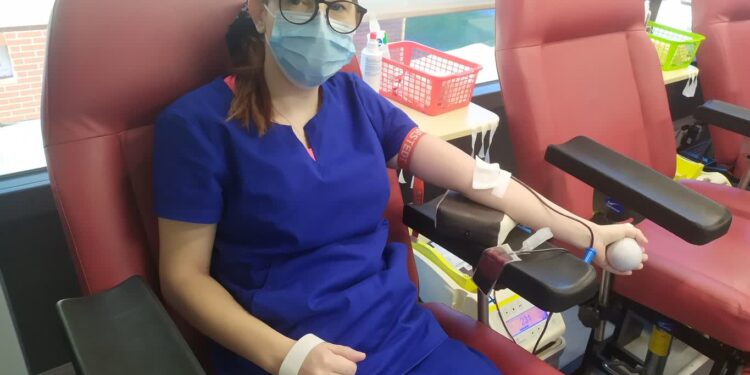 Studenci oddają krew i pomagają Ukrainie