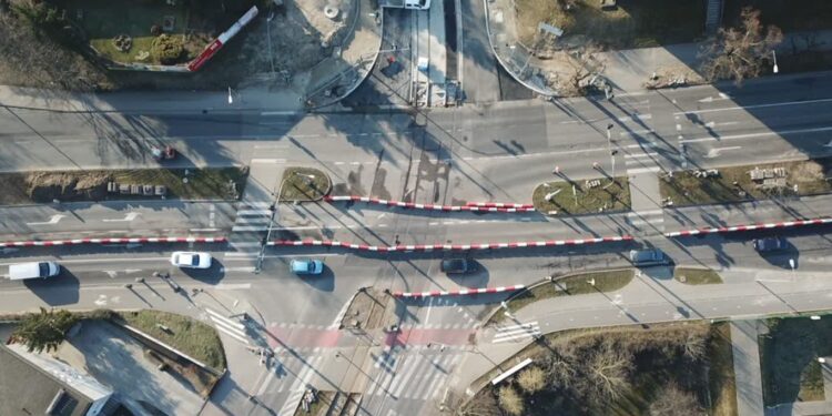 Utrudnienia na Roosevelta i ks. Andrzejewskiego