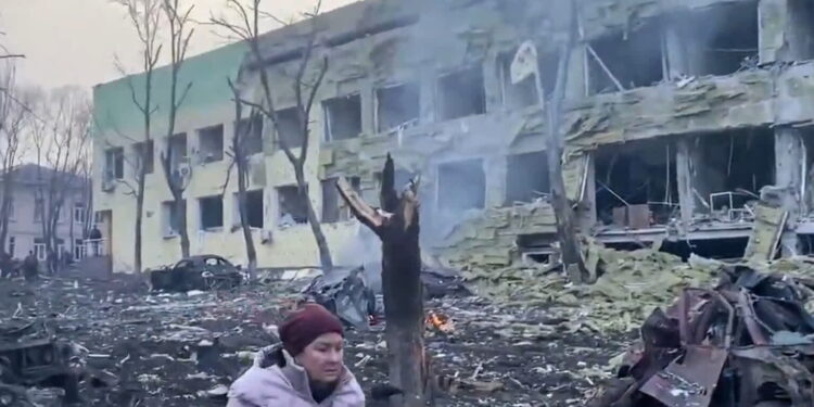 Rosja zbombardowała szpital dziecięcy w Mariupolu