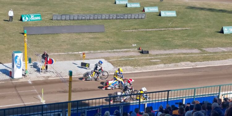 Zawodnicy obu lubuskich drużyn jeszcze sporo testują