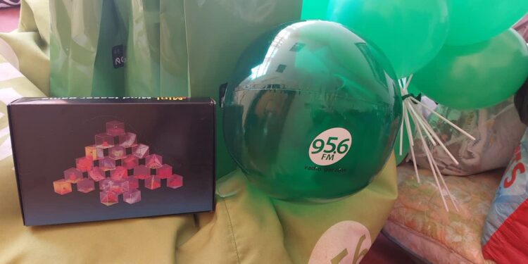 Każdy pomaga jak może