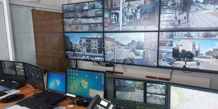 48 kamer ma nas na oku