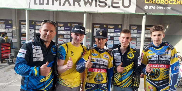 Tercet Stali Gorzów wygrał w Zielonej Górze. Falubaz na drugim miejscu