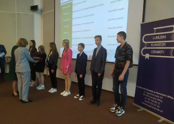 Najzdolniejsi uczniowie z nagrodami