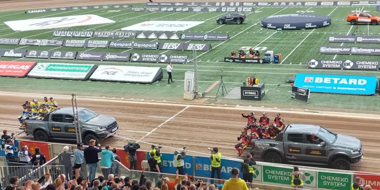 Bohaterowie mają głos