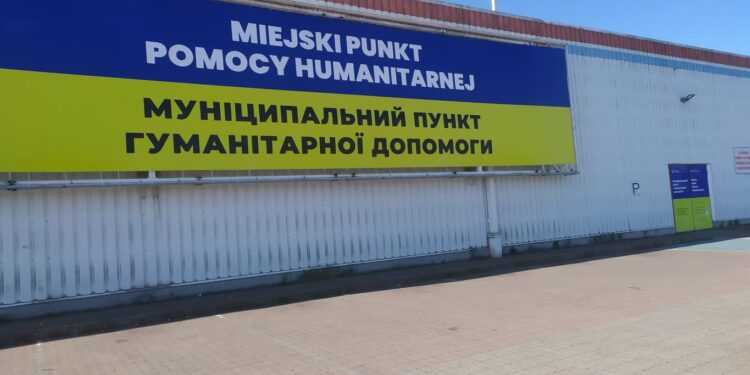 Potrzebne jedzenie i walizki