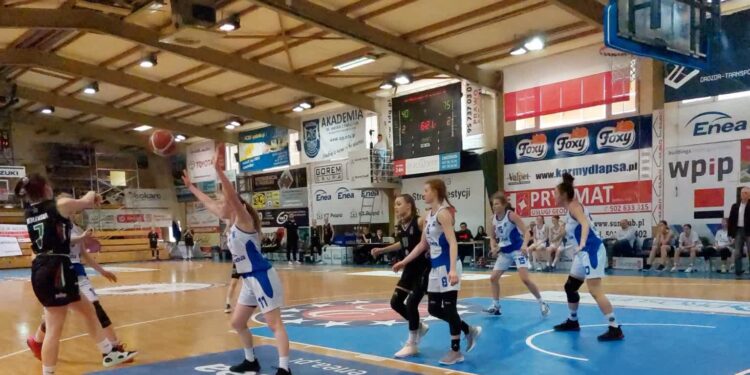 Minimalna porażka kadetek