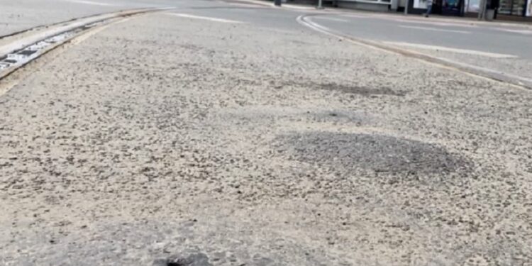 Sikorskiego do poprawki, ale w ramach gwarancji