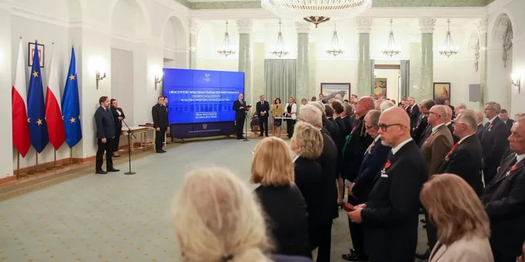 Prof. G. Kucharczyk i J. Korolewicz odznaczeni w Pałacu Prezydenckim