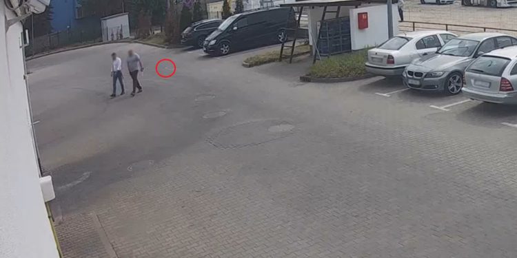 Kobieta znalazła 14 tys. zł. Pieniądze wróciły do właściciela