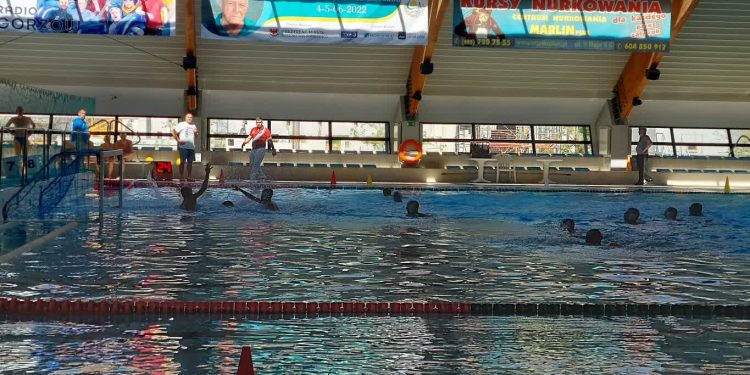 Gorzowscy i niemieccy waterpoliści uczcili wybitnego trenera