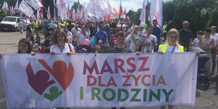 Ulicami Gorzowa przejdzie Marsz dla życia i rodziny