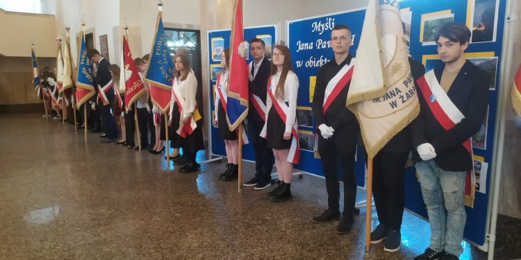 Spotkanie uczniów szkół pod patronatem papieża