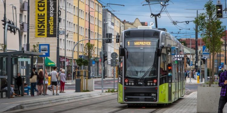 Na Piaski „Helmutami”. Miasto czeka na Twisty