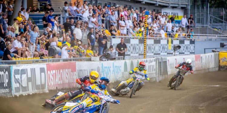 Młodzi stalowcy przegrali we Wrocławiu