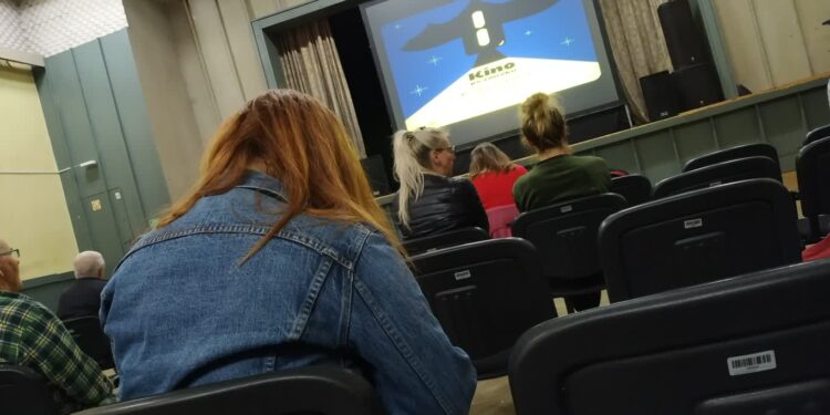 Po zmroku jest KINO…