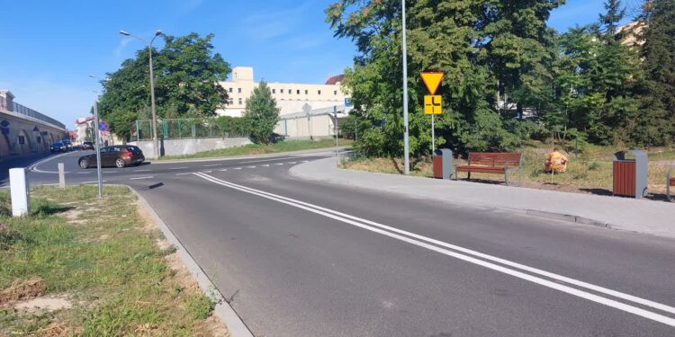 Można już przejechać nową ulicą