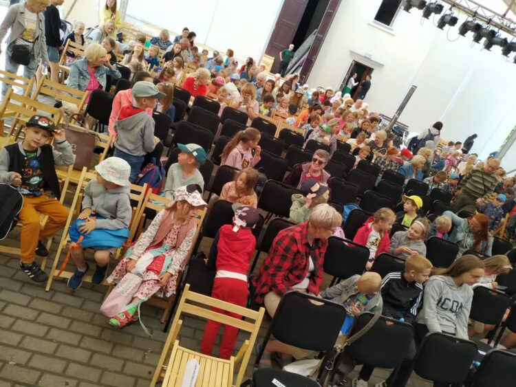 „Kosmiczni Turyści” na Scenie Letniej w Gorzowie