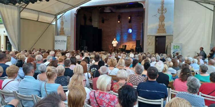 Scena letnia, wstęp wolny