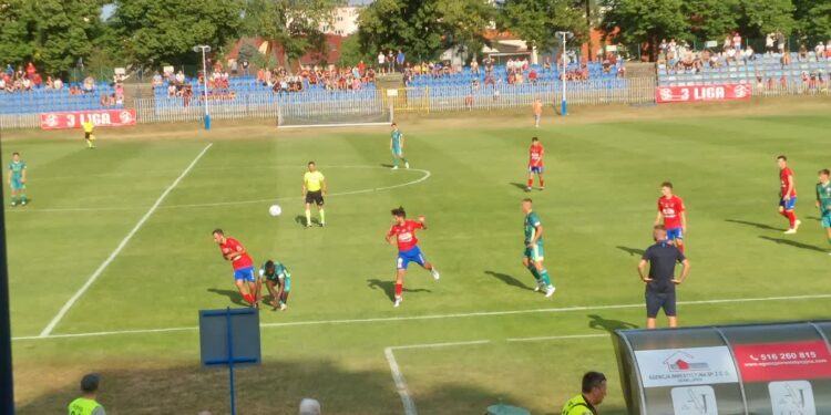 Nasi z beniaminkami: Warta u siebie, Stilon na wyjeździe