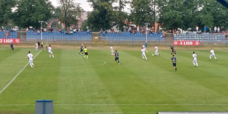 Słaby mecz, cenny punkt