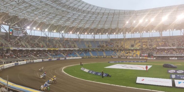 W Toruniu gorzowianie trzymali w szachu gospodarzy – trenerzy o pierwszym meczu  play – off